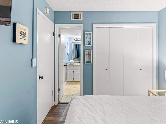 5th image of 427 E Beach Blvd #461