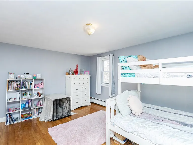 52 Albemarle Ave — Photo 4