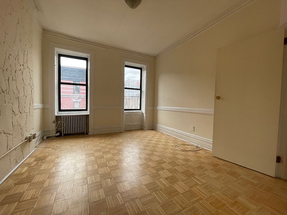 1st image of 122 Macdougal St APT 18