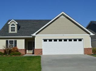 116 Plantation Place Ln, Mount Airy, NC 27030