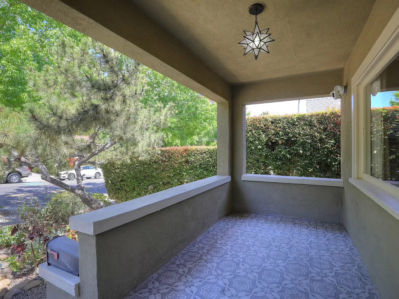 3 bed, $7,000 — Photo 3