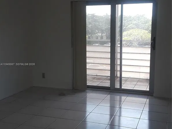 4374 NW 9th Ave APT 16-3G, Pompano Beach, FL 33064