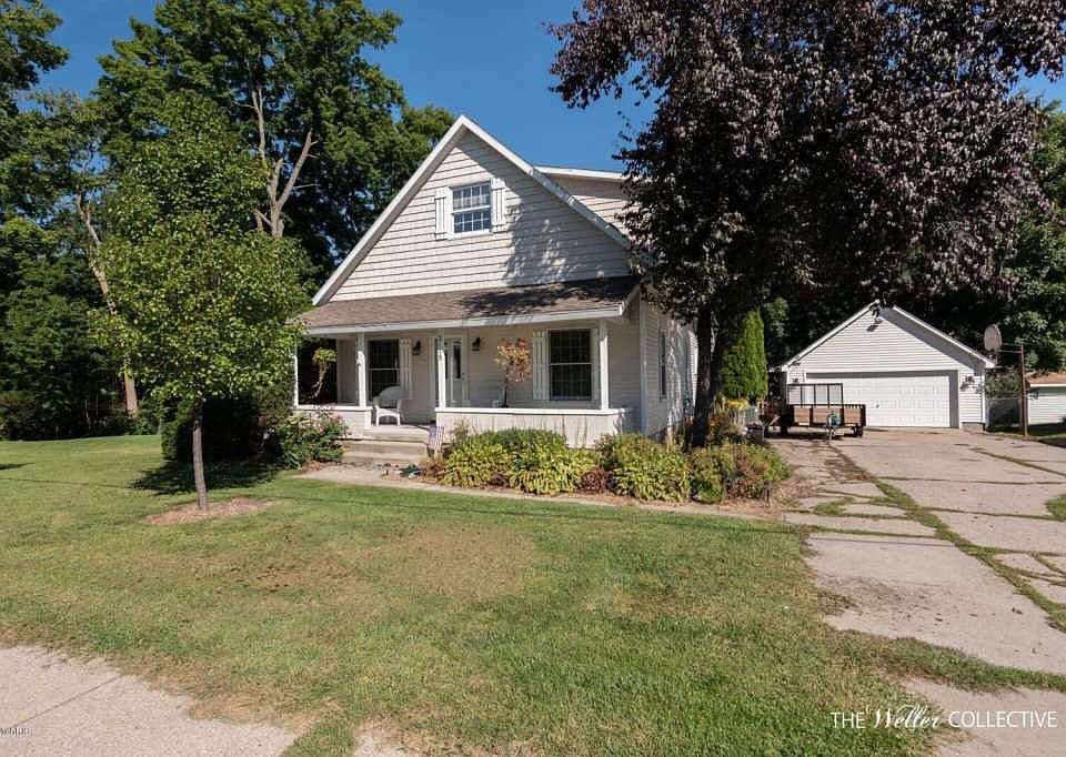 1st image of 3175 Barry St