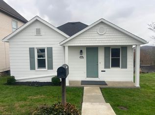 500 Indiana Ave, Nutter Fort, WV 26301