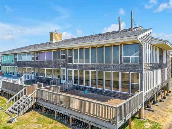 35601 G Street #1, Ocean Park, WA 98640