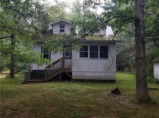28 Smith Rd, Wurtsboro, NY 12790