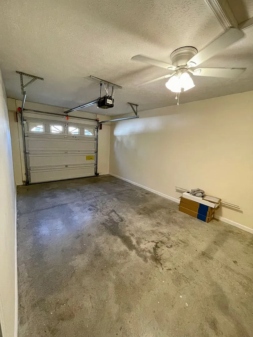 Updated Duplex for Rent — Photo 2