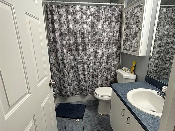 5th image of 10013 Oslin St