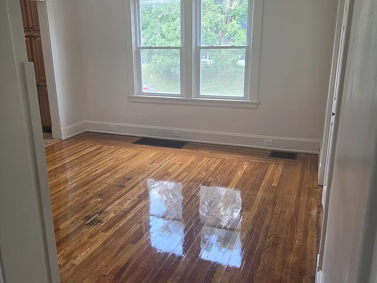 3632 Woodbine Ave #1 — Photo 2