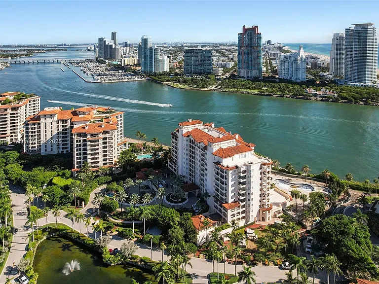 7141 Fisher Island Dr #7141 — Photo 58