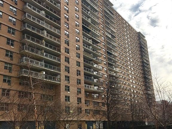 2nd image of 440 Neptune Ave APT 9D