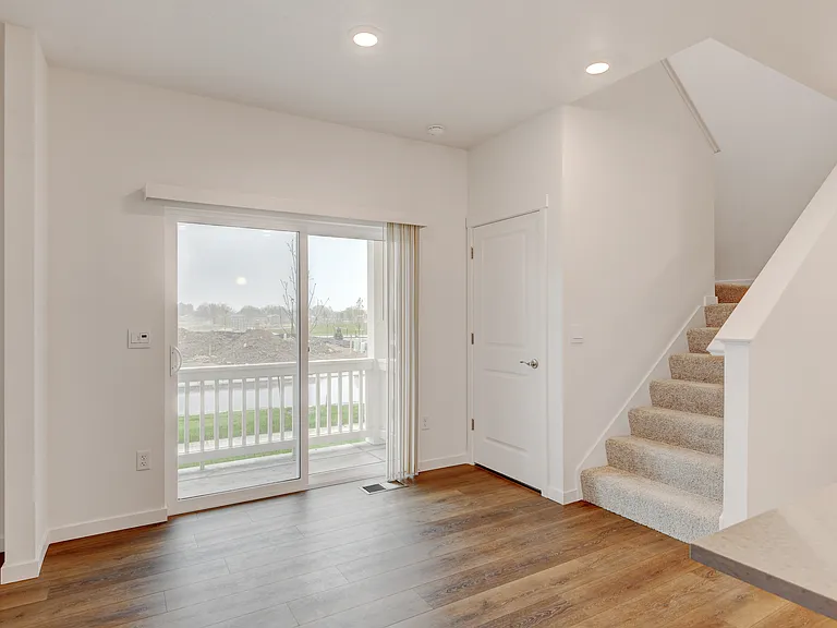 900 Andrews Crest Dr — Photo 17
