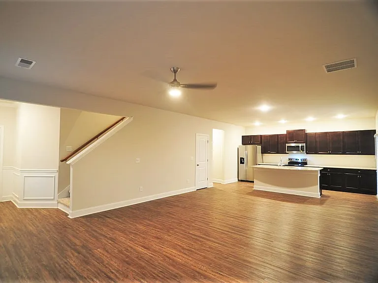 4218 Textile Ln — Photo 4