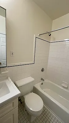 Rented by Douglas Elliman | media 16
