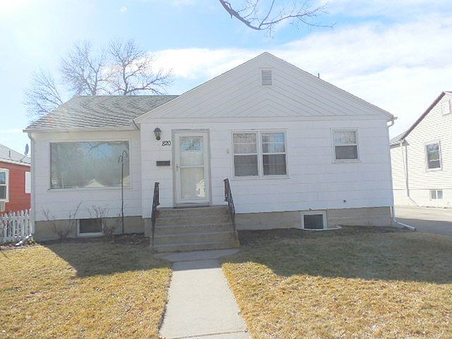 1st image of 820 Yellowstone Ave