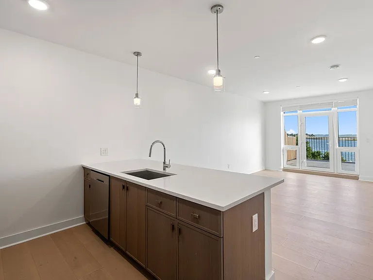 The Bennington in Eastie — Photo 21