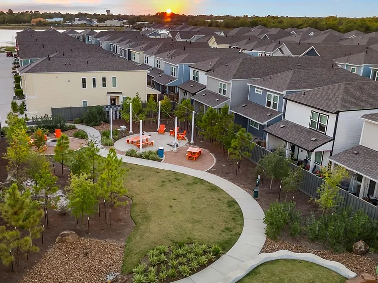 2213 Bay Breeze Dr — Photo 19