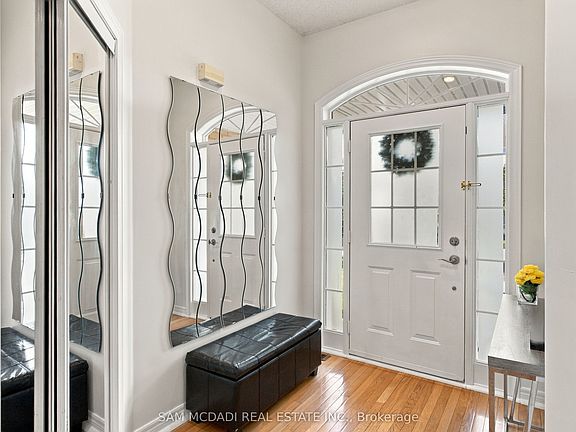 3rd image of 7331 Cork Tree Row