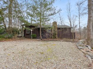 58 W Shore Dr, Clinton, CT 06413