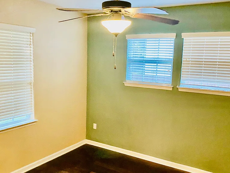 2886 Hampton Meadow Dr — Photo 16