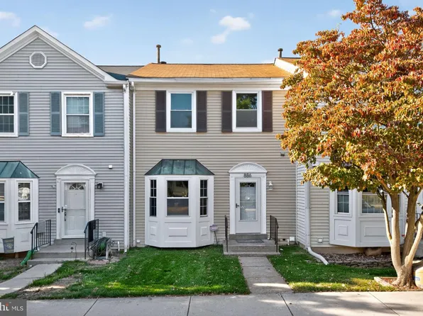 886 Bayridge Dr, Gaithersburg, MD 20878