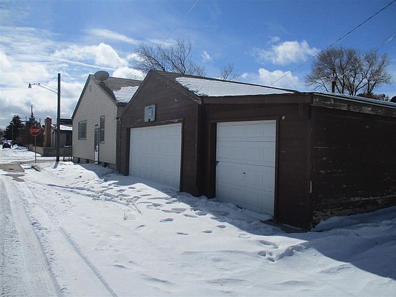 3rd image of 1121 10th St