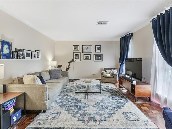 5th image of 3517 Inwood Ave