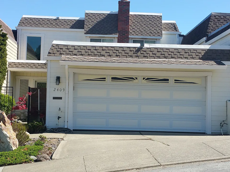 2409 Hastings Dr