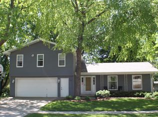 1431 City View Ct NE, Rochester, MN 55906