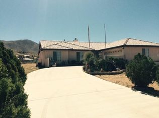 21975 Hercules Rd, Apple Valley, CA 92308