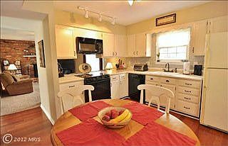 5th image of 550 E Benforest Dr