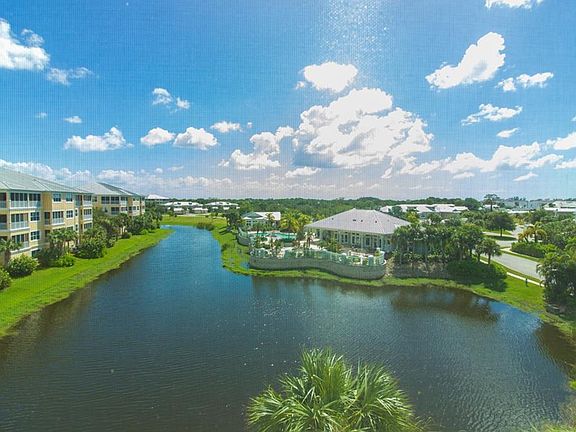 4th image of 8500 Amberjack Cir #B1
