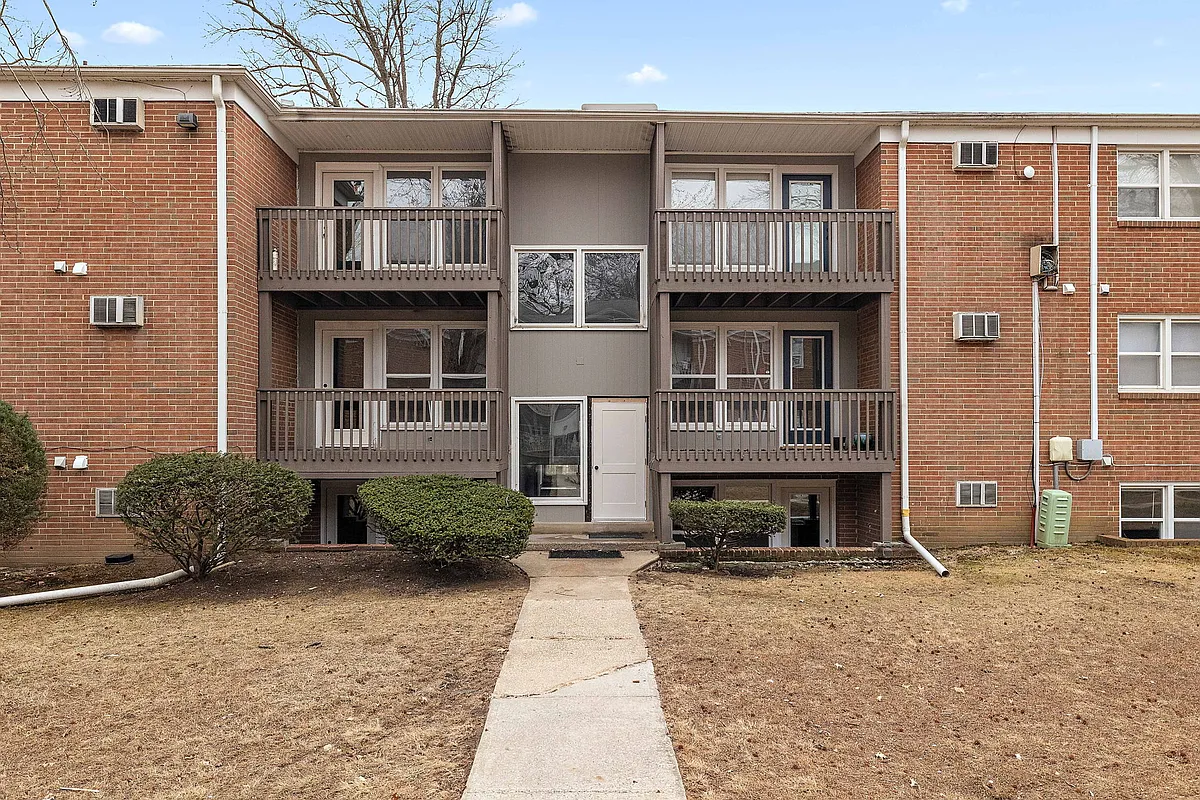 Building Photo - 200 Brandywine