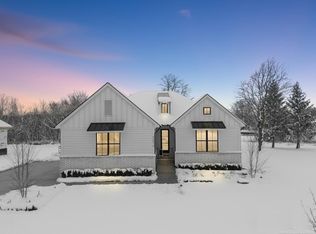 66819 Meadowlands Ct, Washington, MI 48095