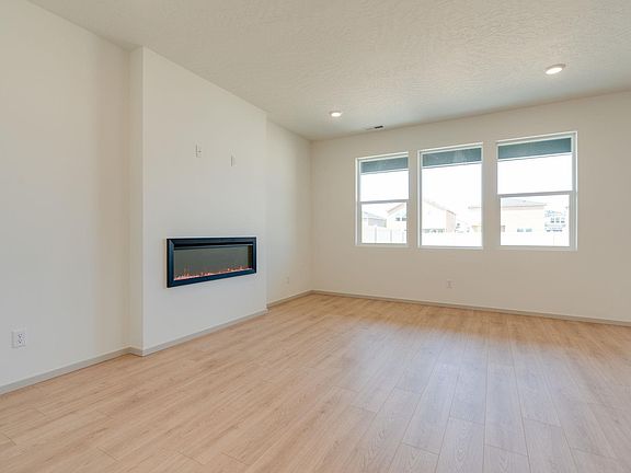 5th image of 2249 Vito Ave