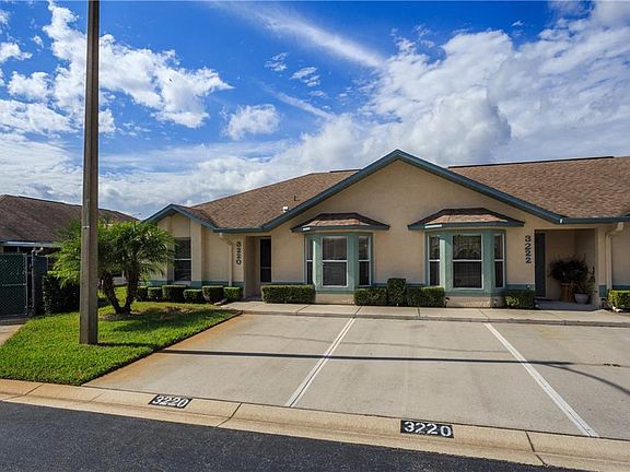 2nd image of 3220 Villa Way Cir