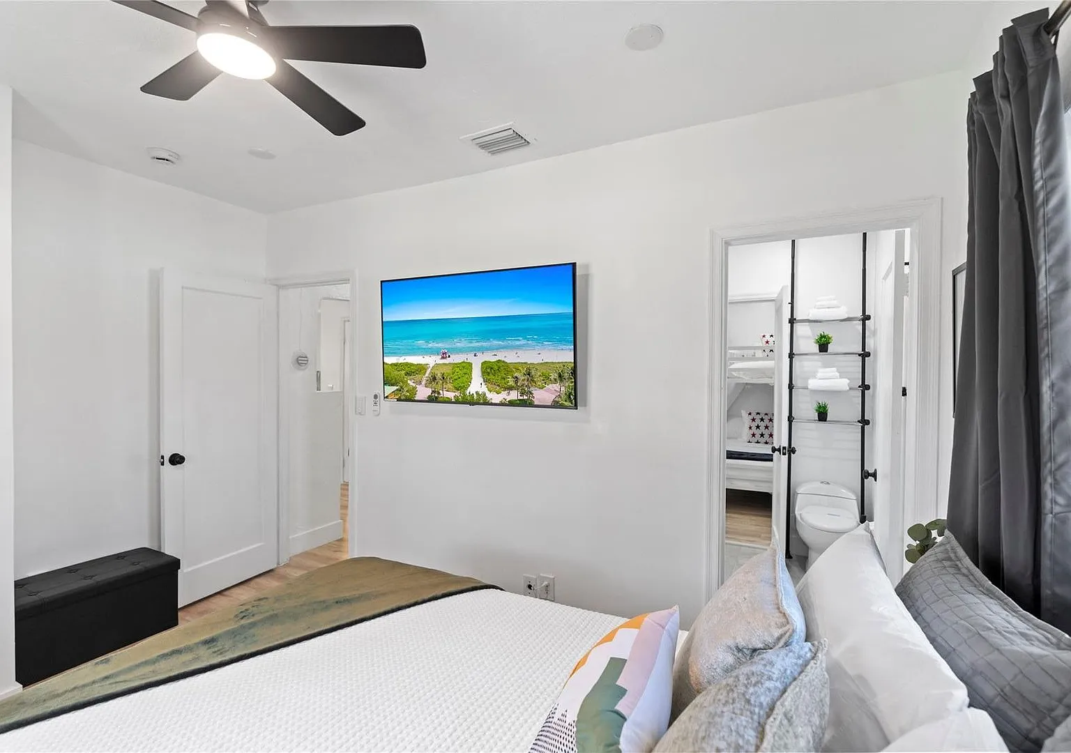 719 Ne 36th St #719 Oakland Park, Fl 33334 — Photo 3