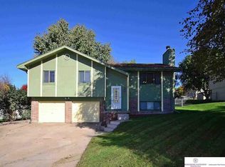 19024 Morrissey Cir, Elkhorn, NE 68022