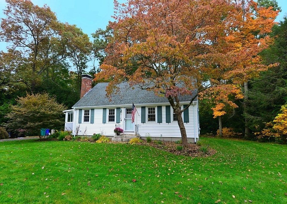 1st image of 40 Wheaton Dr