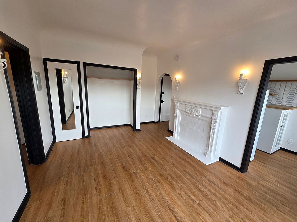 1st image of 4453 W 4th St #303
