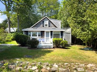 29 Thomas St, Camden, ME 04843