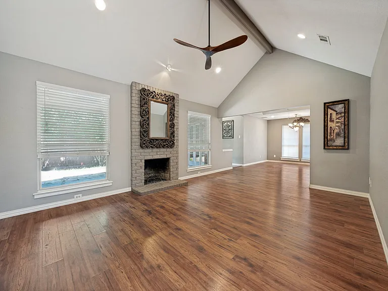 3317 Hazlewood Ct — Photo 9