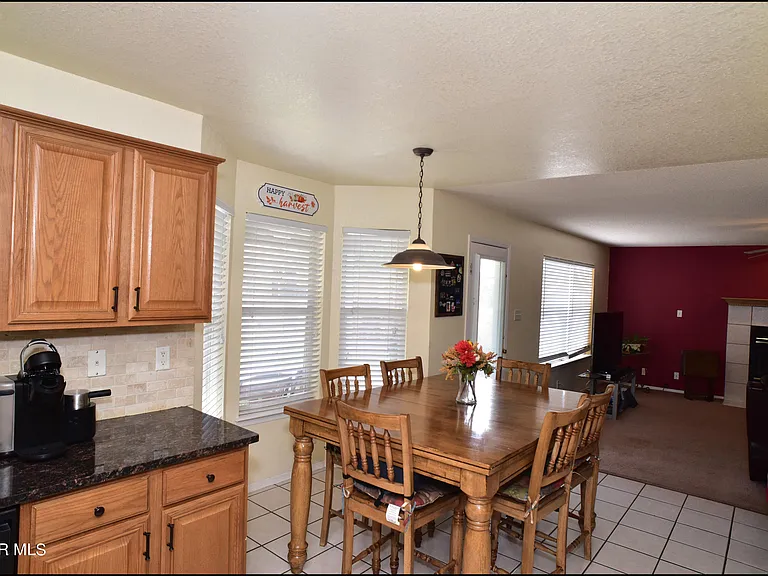 1316 Black Ridge Dr — Photo 15