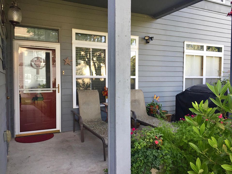 2nd image of 3403 Mariners Way