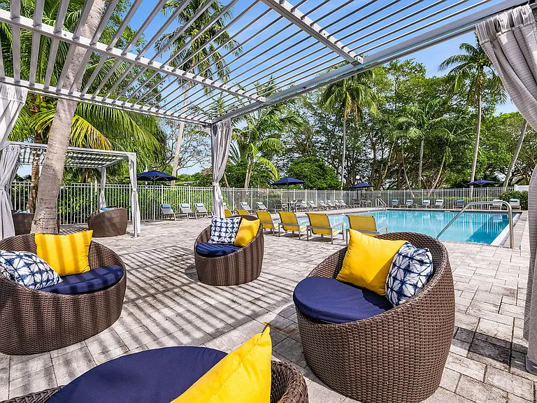 Boynton Place Apartments — Photo 4