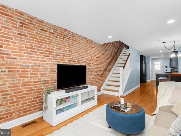 114 N Port St, Baltimore, MD 21224