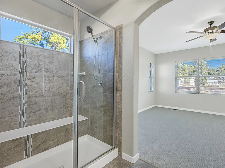 928 Graywoods Trce — Photo 33