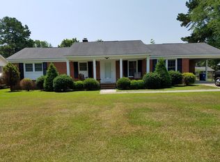 418 Pecan Dr, Selma, NC 27576