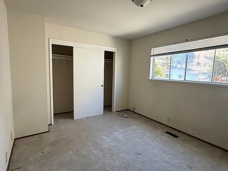 25 Lewis Ave — Photo 9