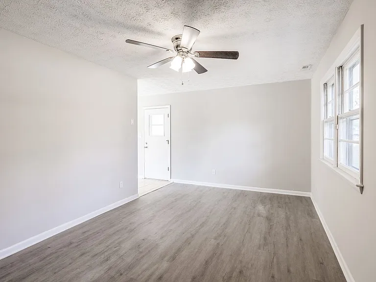 3636 Metric Dr — Photo 14
